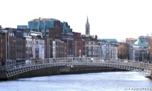 爱尔兰经济持续迎来意外税收